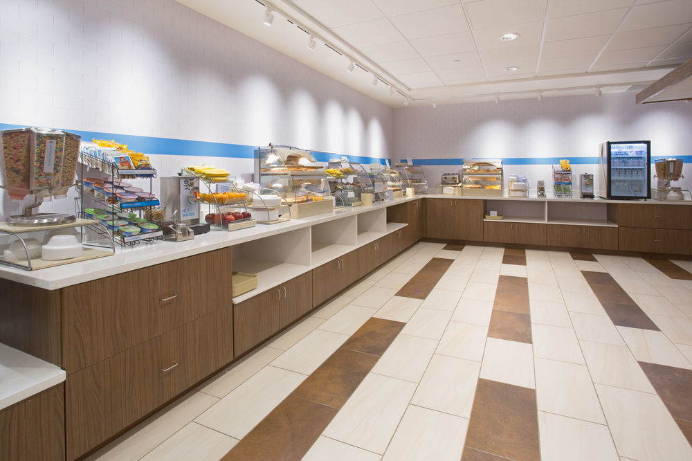 Holiday Inn Express & Suites New Castle By Ihg Esterno foto